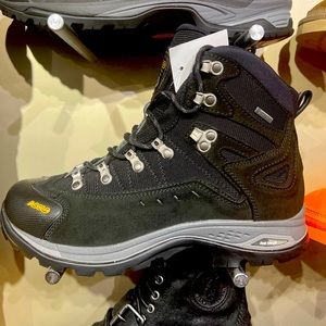 Asolo goretex boot all sizes available
